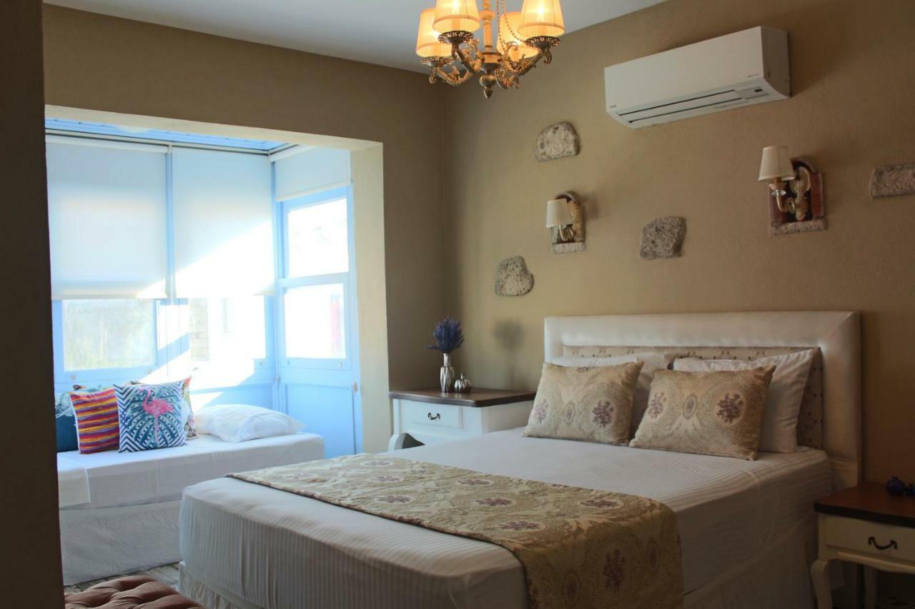 Alacati Viola Hotel (Adults Only) Екстериор снимка